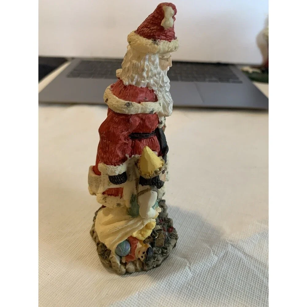 VTG The International Santa Claus Collection Jultomar Finland 1993 Figurine